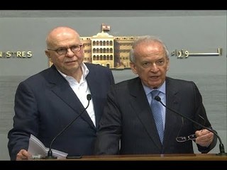 مجلس الوزراء ينعقد على وقع اعتصام الأساتذة الجامعيين –   – رواند ابو خزام