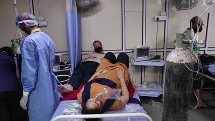 변이바이러스 쓰나미...인도 사흘간 100만 명 확진 / YTN