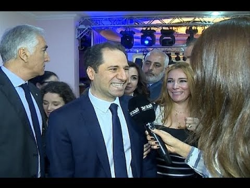الجميل يرد على باسيل.. ويتحداه! -   راوند أبو خزام