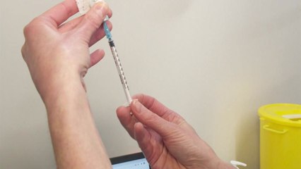 "영국, 30대에 AZ 백신 대신 다른 백신 접종 방안 검토" / YTN