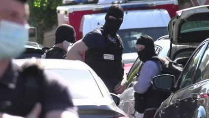 프랑스 경찰서에서 흉기 테러에 직원 1명 사망...용의자도 사망 / YTN