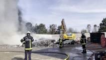 Incendie en cours à la déchetterie de Virelade en Gironde