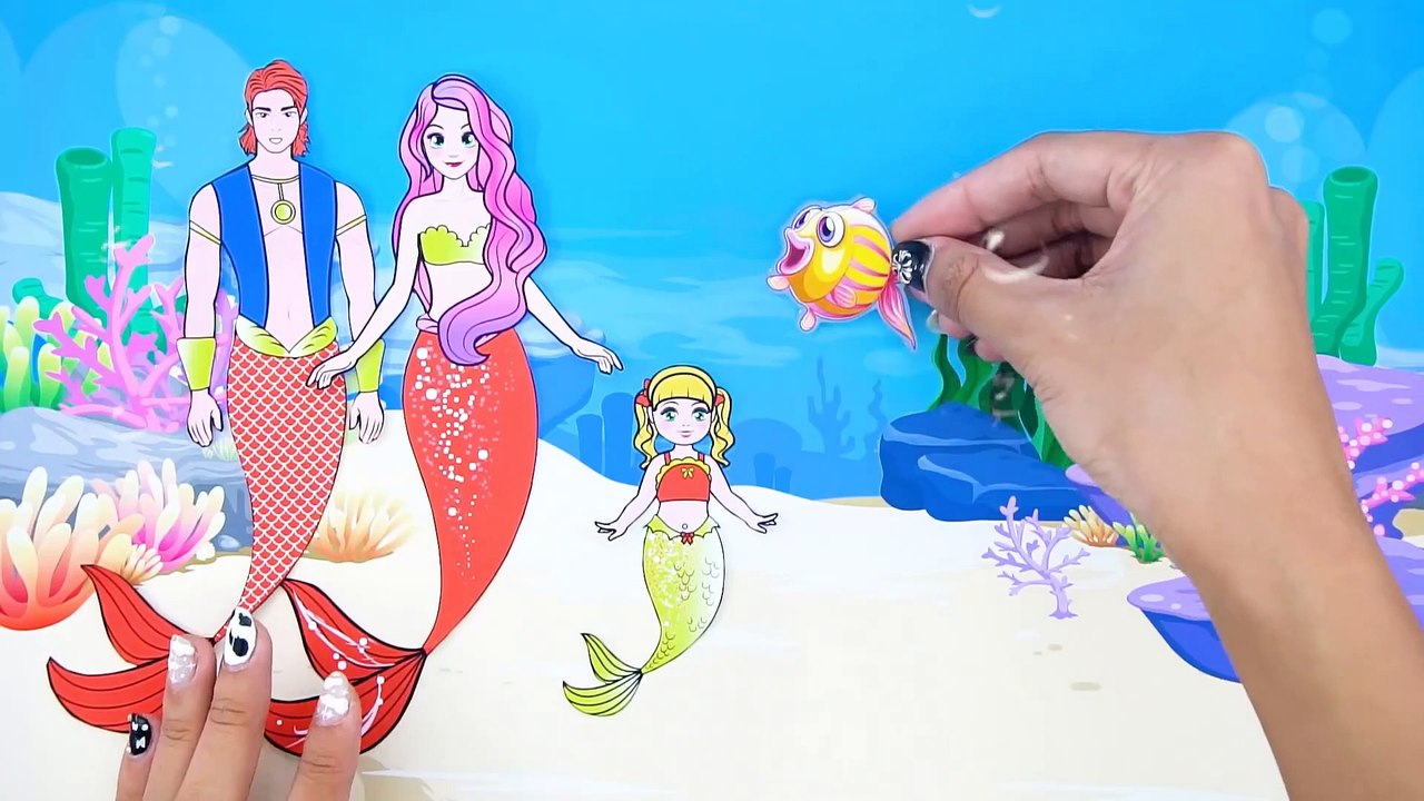 Paper Dolls Dress Up - Rainbow Rapunzel Brave & Lovely Julie Angels Dress - Fairy Tales Teenagers