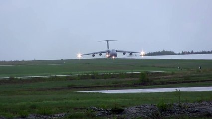 Amazing C-5 Galaxy Screaming Takeoff!!!