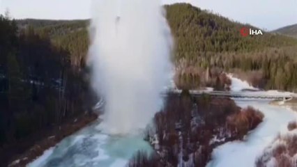 - Rusya'da donan nehirler patlayıcılarla açıldı