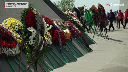 Armenians visit memorial to victims of 1915 massacres