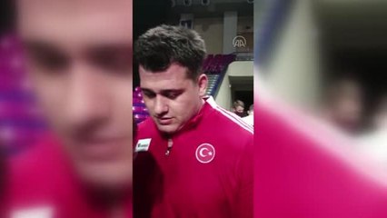 Cumhurbaşkanı Erdoğan'dan milli güreşçi Rıza Kayaalp'e tebrik telefonu