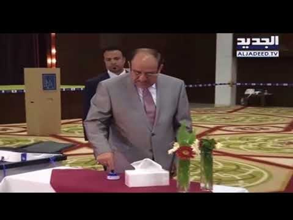 بعد حرق صناديق الإقتراع ..   مقتدى الصدر يحذّر من حرب أهلية! - عنان زلزلة