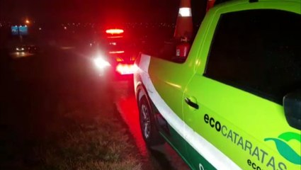 Mulher fica ferida em colisão entre Honda Biz e Meriva na marginal da BR-277, no Santa Felicidade