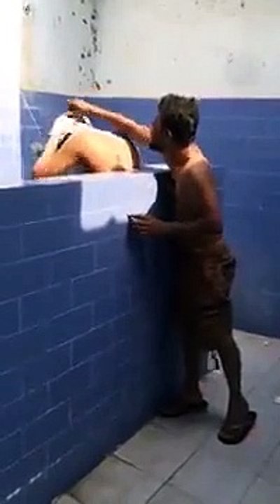 How To Prank Your Friend While Taking A Bath