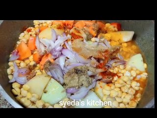 Hotel style mix dal shobji recipe