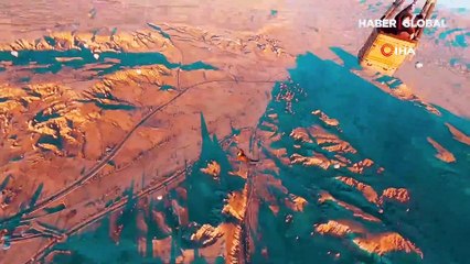 Yarış drone'u gözünden Kapadokya izleyenleri büyüledi...