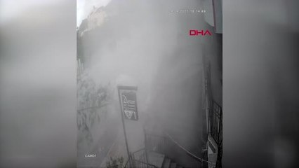 FRENİ BOŞALAN VİNCİN ORTALIĞI SAVAŞ ALANINA ÇEVİRDİĞİ ANLAR KAMERADA 2 ÖLÜ, 5 YARALI