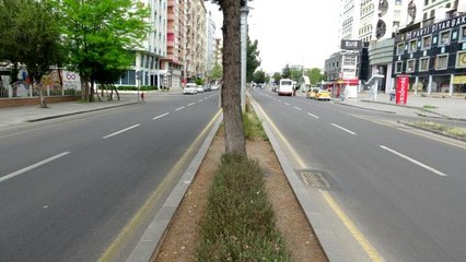 Diyarbakır sokakları kısıtlamanın 3'üncü gününde de boş kaldı