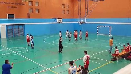 MOMENTOS PARTIDO CB CHIPIONA- ARCOS. CANASTA DE RAUL FRANCO.