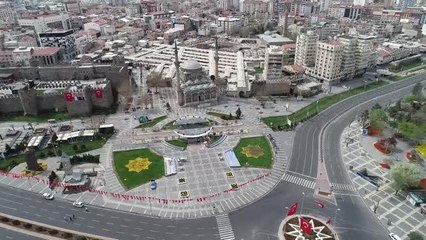 Sokağa çıkma kısıtlaması nedeniyle sessizlik hakim