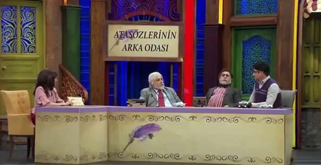Güldür Güldür’de ‘yolsuzluk’ skeci: "Bal tutan parmağını yalar" diye diye bir santim ilerletmediniz bizi