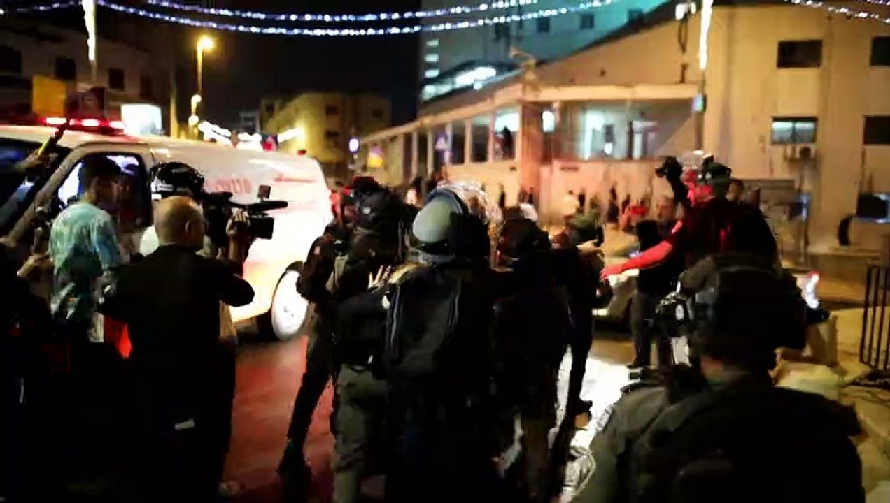 Israeli security forces, Palestinians clash in Jerusalem