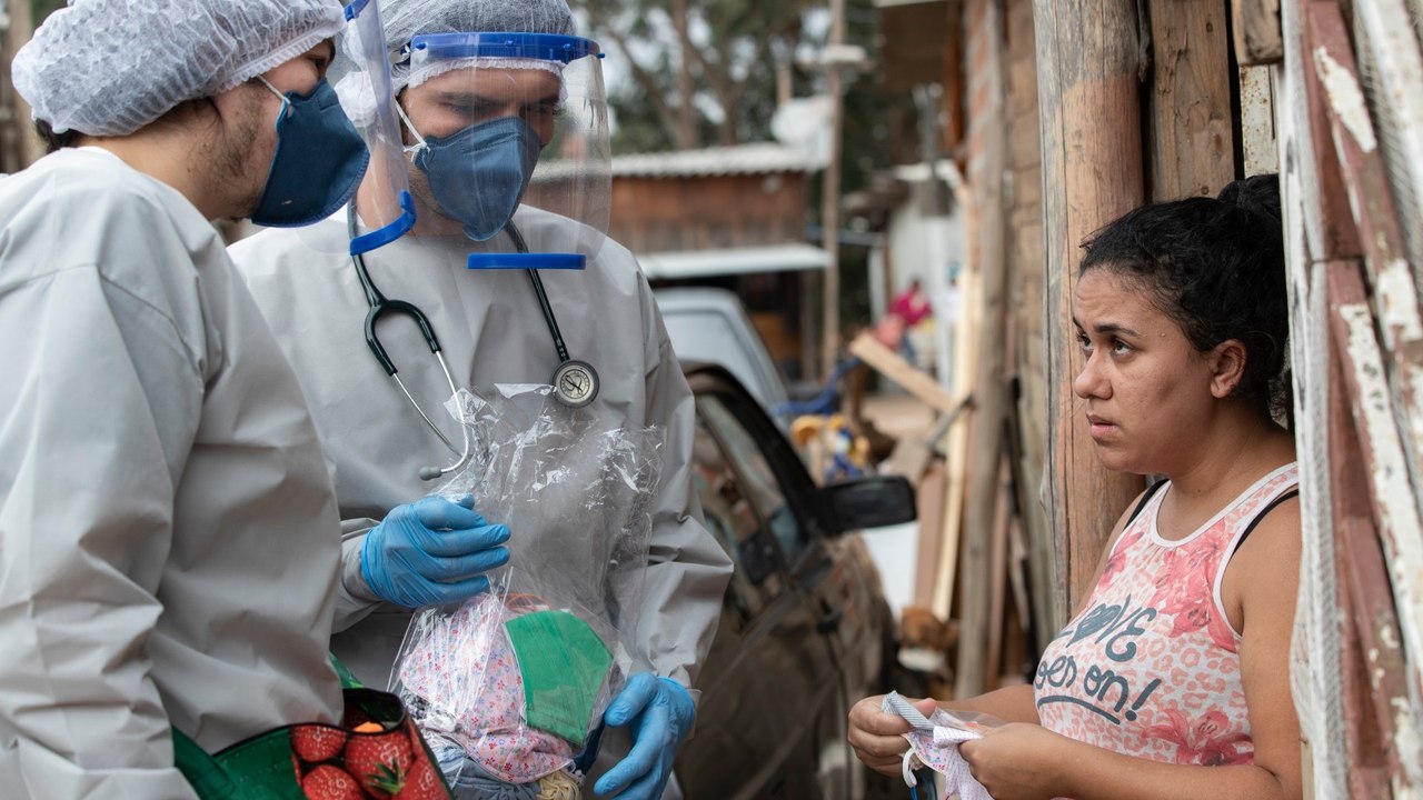 Latin America medics fight COVID-19 amid slow vaccination rollout