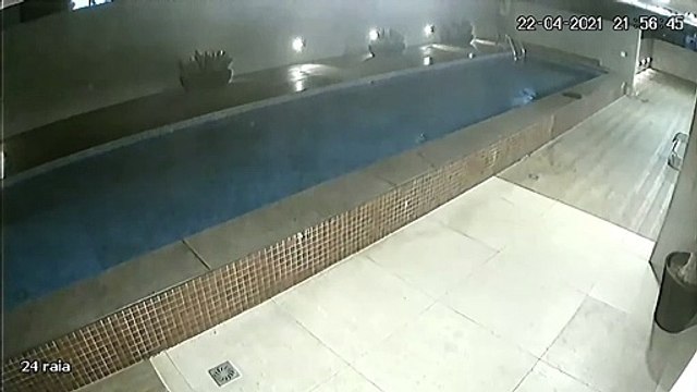 Effondrement d'une piscine dans un garage souterrain