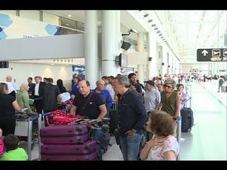 "الجديد" تختبر نقاط التفتيش في مطار بيروت لمعرفة اسباب الزحمة!  -  راشيل كرم