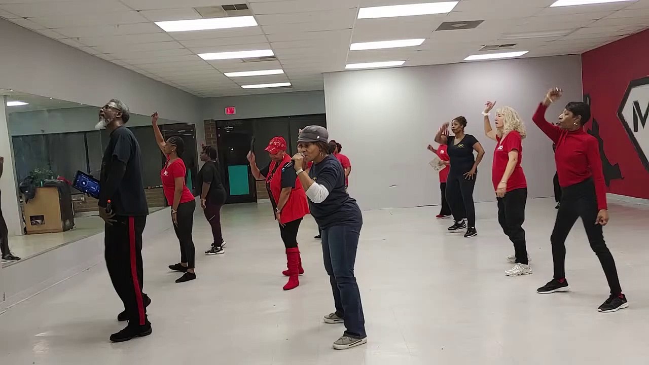 Old Town Ride Line Dance - Old Town Road