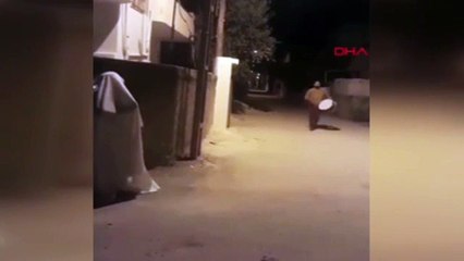 Bir ilginç olay...  Üzerine çarşaf örtüp, sahurda davulcuyu korkuttu
