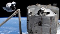 스페이스X 우주선, ISS 도킹 성공...추진로켓·캡슐 모두 '재사용' / YTN