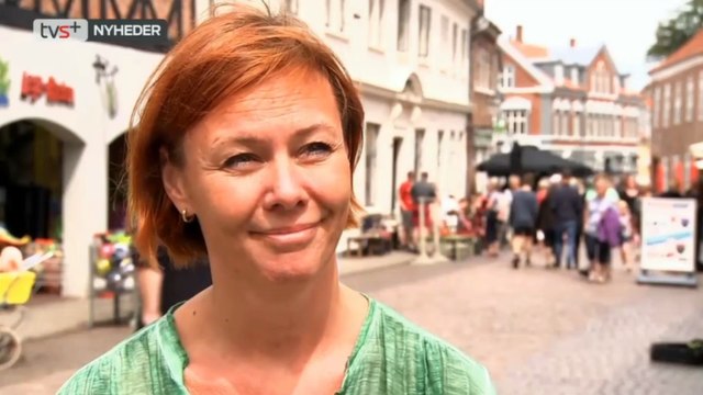 Busser fra i dag | Togbus | Dobbeltspor | Banedanmark | Vamdrup - Vojens | 13-07-2015 | TV SYD @ TV2 Danmark