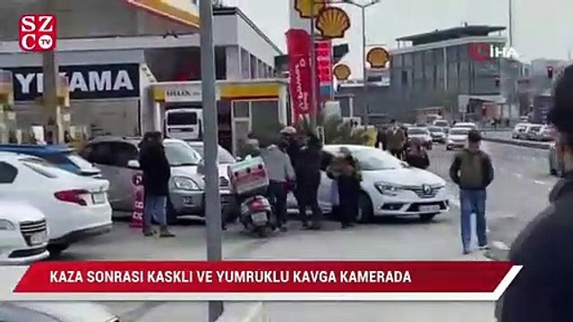 İstanbul’da kaza sonrası kasklı ve yumruklu kavga kamerada