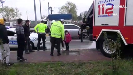 İzmit'te anne ve küçük kızının bulunduğu cip kamyonetin çarpmasıyla dereye uçtu