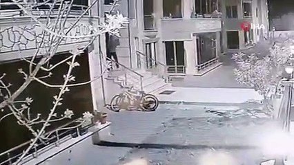 Bursa’da bisiklet hırsızlığı kamerada