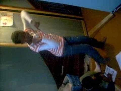 ma soeur et mon frere danse la tectonik