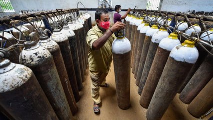 Oxygen crisis: Delhi-Centre blame game on