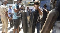 Oxygen crisis in Bihar: People in queue to refill cylinder
