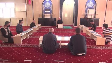 Şırnak'taki camilerde camilerde mukabele okutuluyor