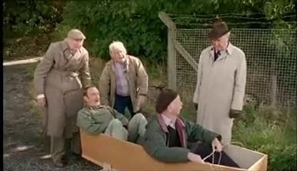 Last Of The Summer Wine S26/E9 'Lot Number 8' Peter Sallis, Frank Thornton, Dora Bryan, Kathy Staff