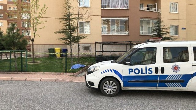 14. kattan düşen 71 yaşındaki adam hayatını kaybetti
