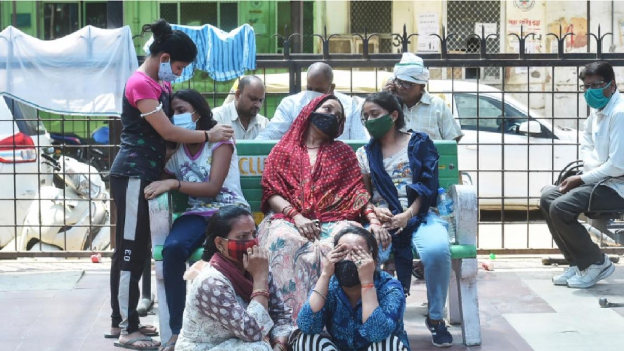 Experts opinion: How to protect yourself against COVID?