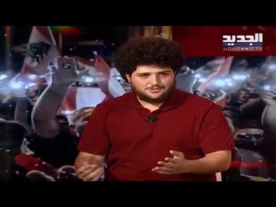 الطالب الذي فضل تحصيل حقوق الاساتذة على عامه الدراسي.. ماذا يقول اليوم في الثورة؟