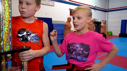 Sister Vs Brother Twin Ninja Challenge!