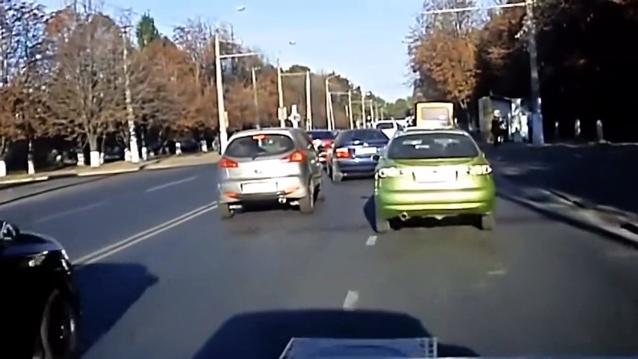 Funny: Russian Car Crash Compilation