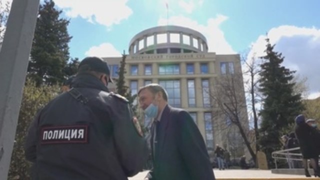 Un tribunal ruso estudia si declara extremistas a organizaciones de Navalni