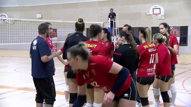 Images maritima: les plus beaux points du match Vitrolles Sports Volley Calais