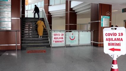 KIRKLARELİ - Trakya'da "tam kapanma" sürecinde aşılama çalışmaları sürüyor