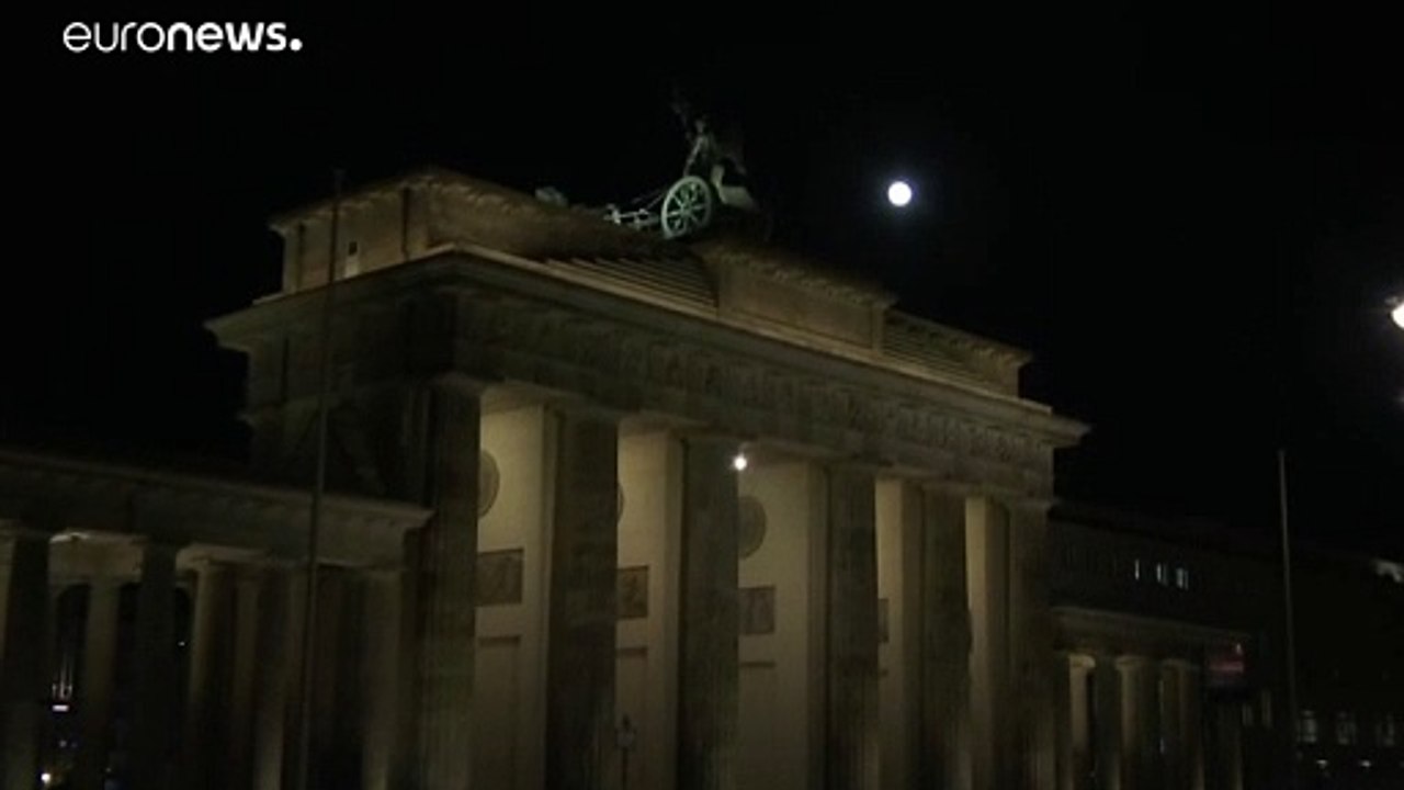 Zum Greifen nah und doch so fern: Siehst Du 'Supermond'?