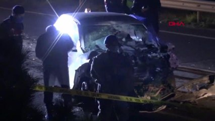 Son dakika... İSTANBUL-SİLİVRİ'DE OTOMOBİL KAMYONA ARKADAN ÇARPTI: 1 ÖLÜ