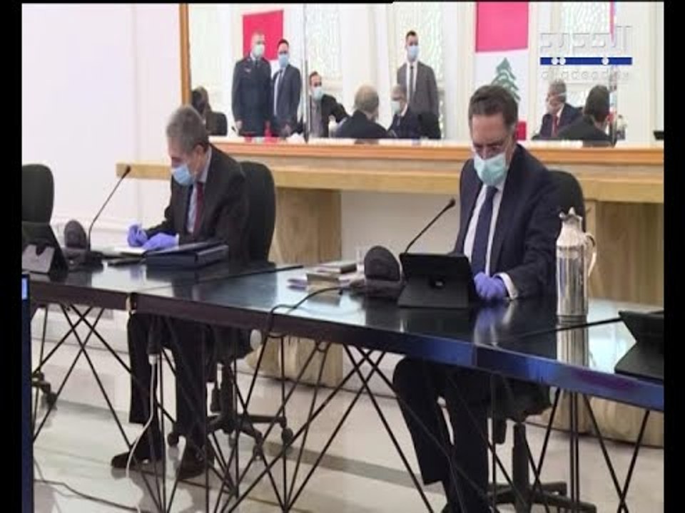 مجلس الوزراء يقرر تقديم 400 الف ليرة لكل عائلة فقيرة ويقر صيغة اولية لعودة اللبنانيين من الخارج