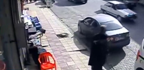 Kamyonun açık kalan kapağı faciaya neden oluyordu