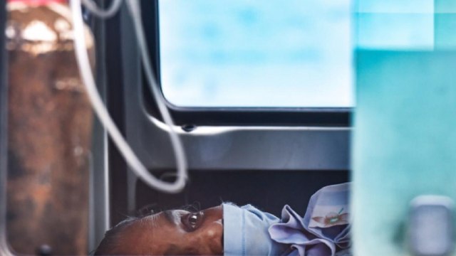 Delhi's Aastha Hospital runs out of oxygen